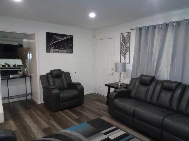 4560 Stonehedge Road, Columbus, OH 43231