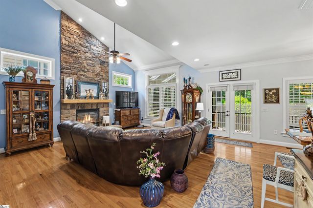 210 Placid Forest Court, Simpsonville, SC 29681