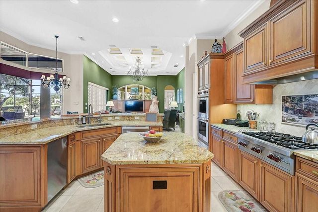 433 E MACEWEN DRIVE, Osprey, FL 34229