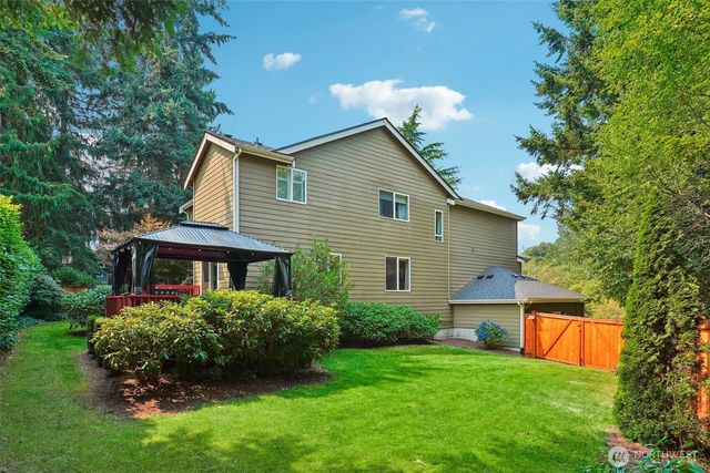 18511 94th Street Ct E, Bonney Lake, WA 98391