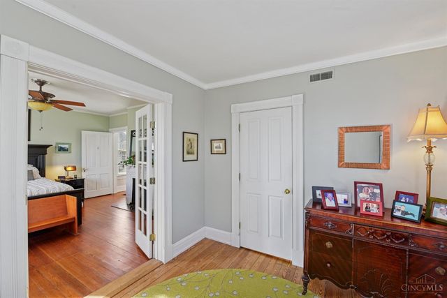 785 Greenville Avenue, Glendale, OH 45246