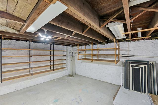 785 Greenville Avenue, Glendale, OH 45246