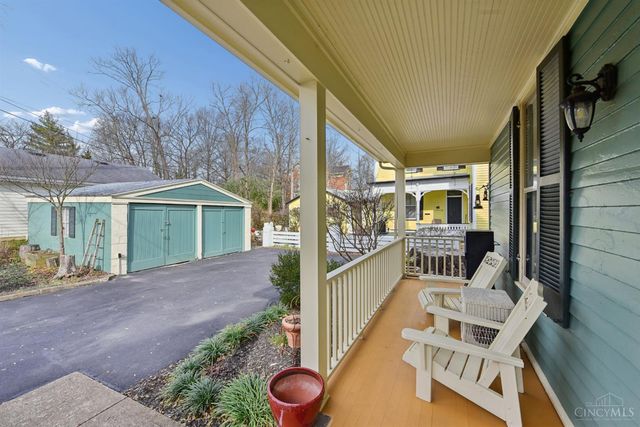 785 Greenville Avenue, Glendale, OH 45246