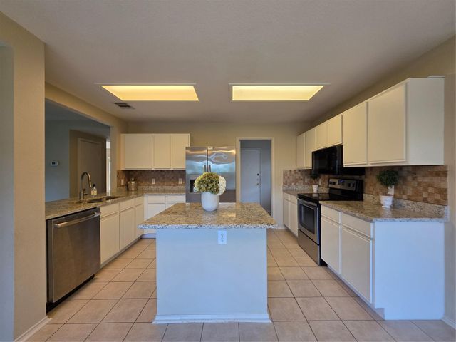 306 Greener DR, Leander, TX 78641