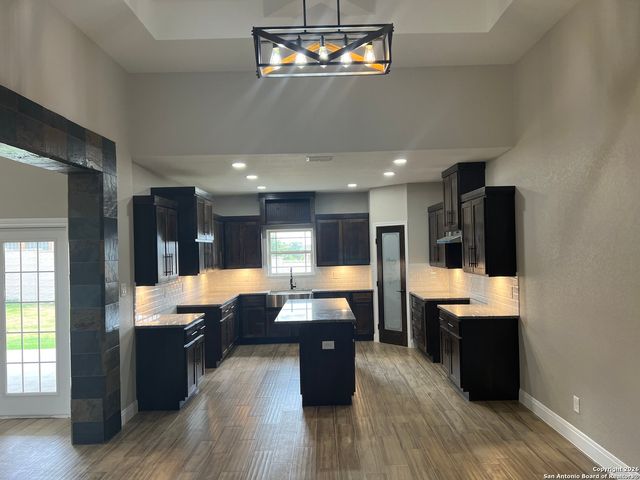 2710 ROYALWOOD, New Braunfels, TX 78132