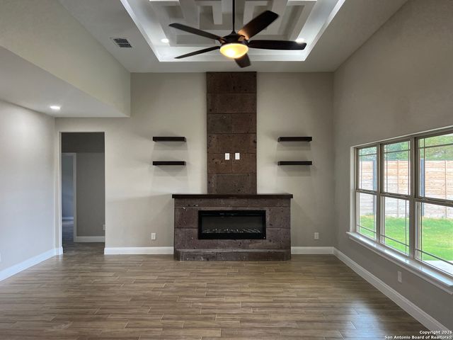 2710 ROYALWOOD, New Braunfels, TX 78132