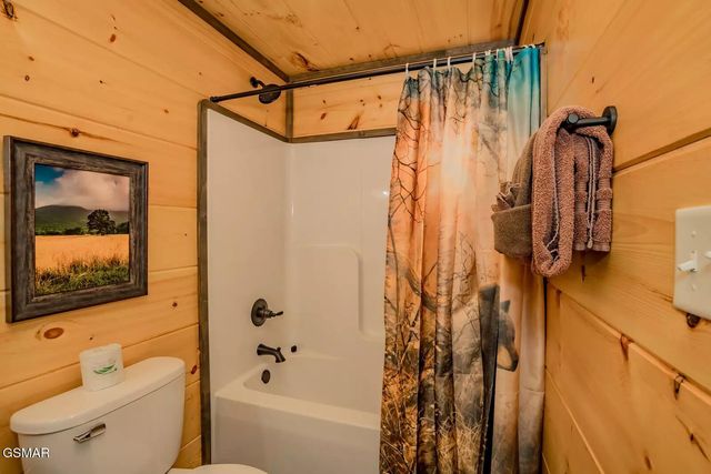 763 Ski View Lane, Sevierville, TN 37876