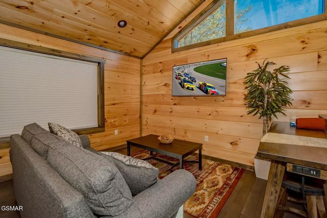 763 Ski View Lane, Sevierville, TN 37876