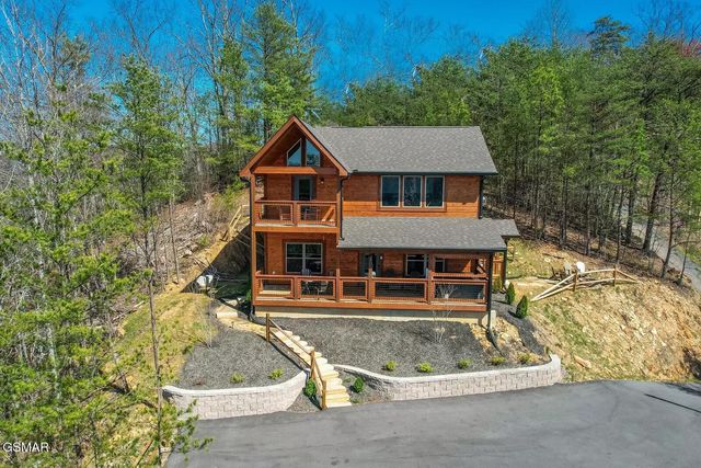 763 Ski View Lane, Sevierville, TN 37876