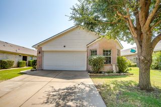 1149 Boxwood Drive, Crowley, TX 76036