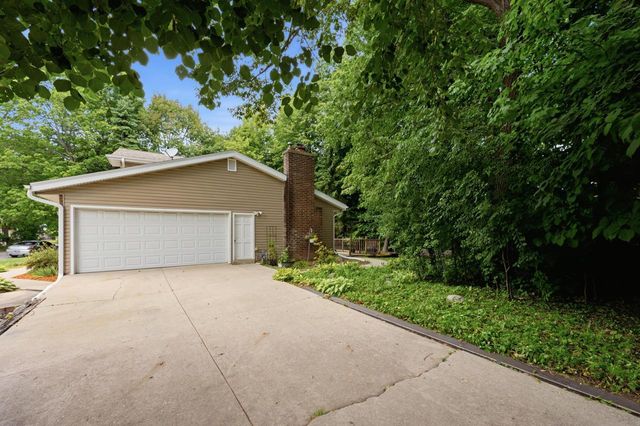 4130 W Ramsey AVENUE, Milwaukee, WI 53221