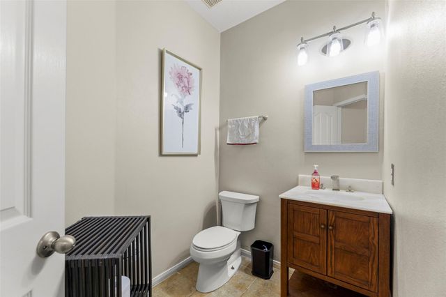 44 Parkway Place, Houston, TX 77040