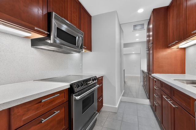 7575 Katy Freeway 63, Houston, TX 77024