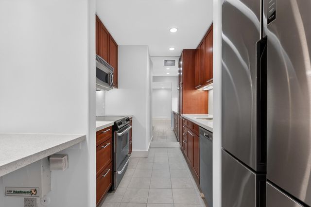 7575 Katy Freeway 63, Houston, TX 77024