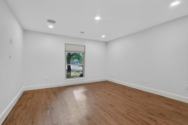 7575 Katy Freeway 63, Houston, TX 77024