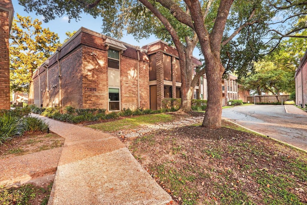 7575 Katy Freeway 63, Houston, TX 77024