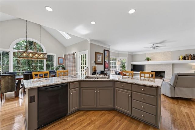 5535 Grove Point Road, Johns Creek, GA 30022