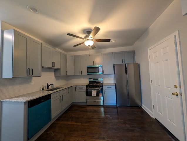 148 W 117th Street 2, Chicago, IL 60628