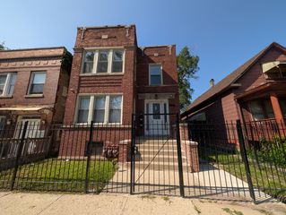 148 W 117th Street 2, Chicago, IL 60628