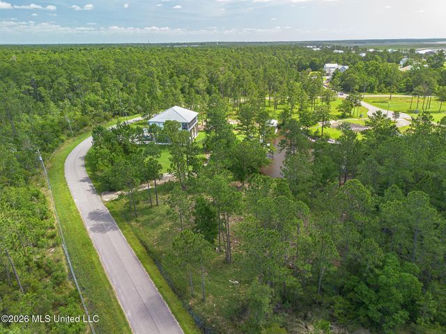 Nhn Kalaepohuku Drive, Diamondhead, MS 39525