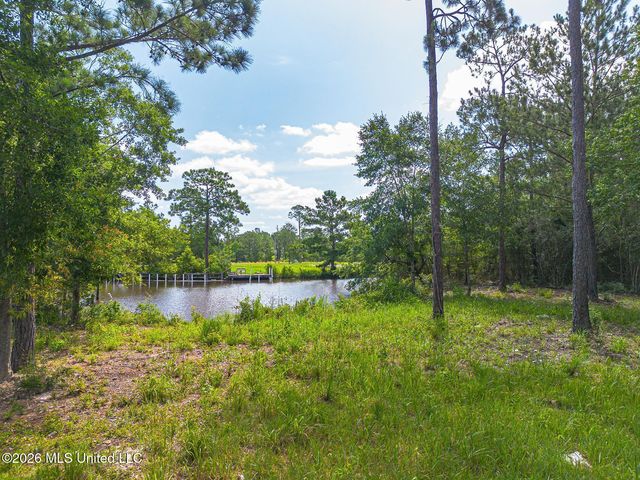 Nhn Kalaepohuku Drive, Diamondhead, MS 39525