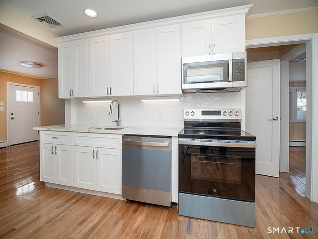 43 Contact Drive, West Haven, CT 06516