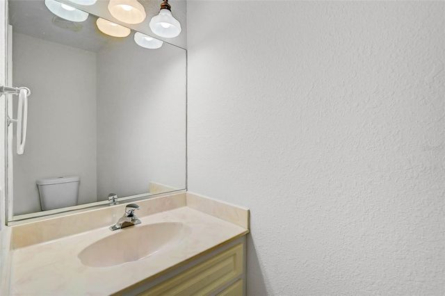 950 ELWOOD AVENUE, Englewood, FL 34223