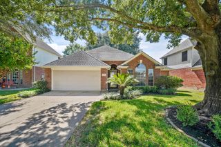 19807 Oakwood Falls Trl Drive, Houston, TX 77084