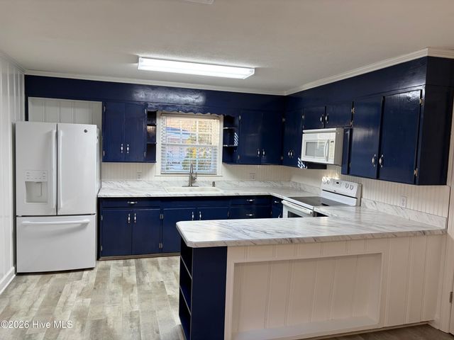 1764 John Small Avenue, Washington, NC 27889