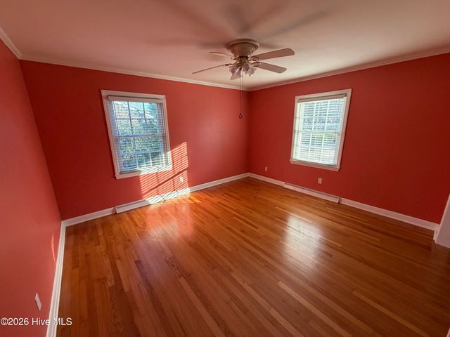 1764 John Small Avenue, Washington, NC 27889