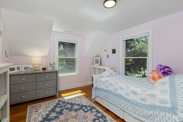 104 High St, Topsfield, MA 01983