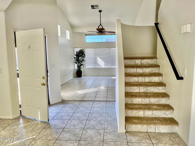 1701 E YUKON Drive, Phoenix, AZ 85024