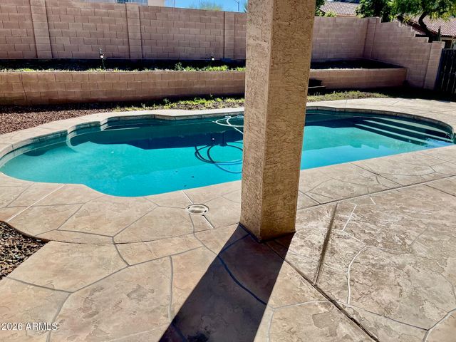 1701 E YUKON Drive, Phoenix, AZ 85024