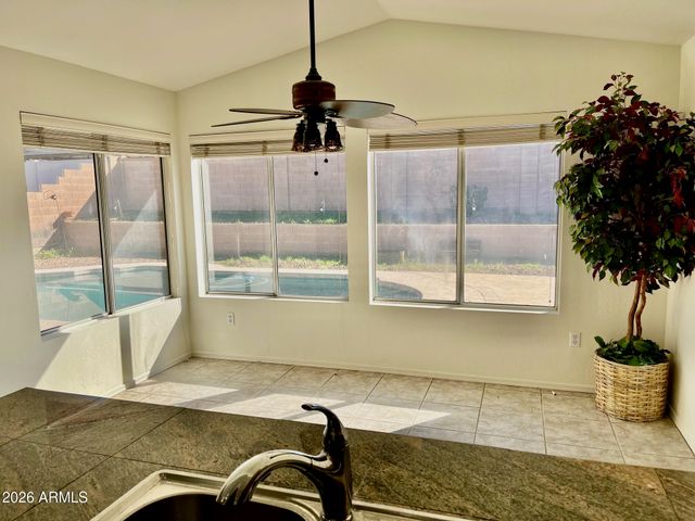 1701 E YUKON Drive, Phoenix, AZ 85024