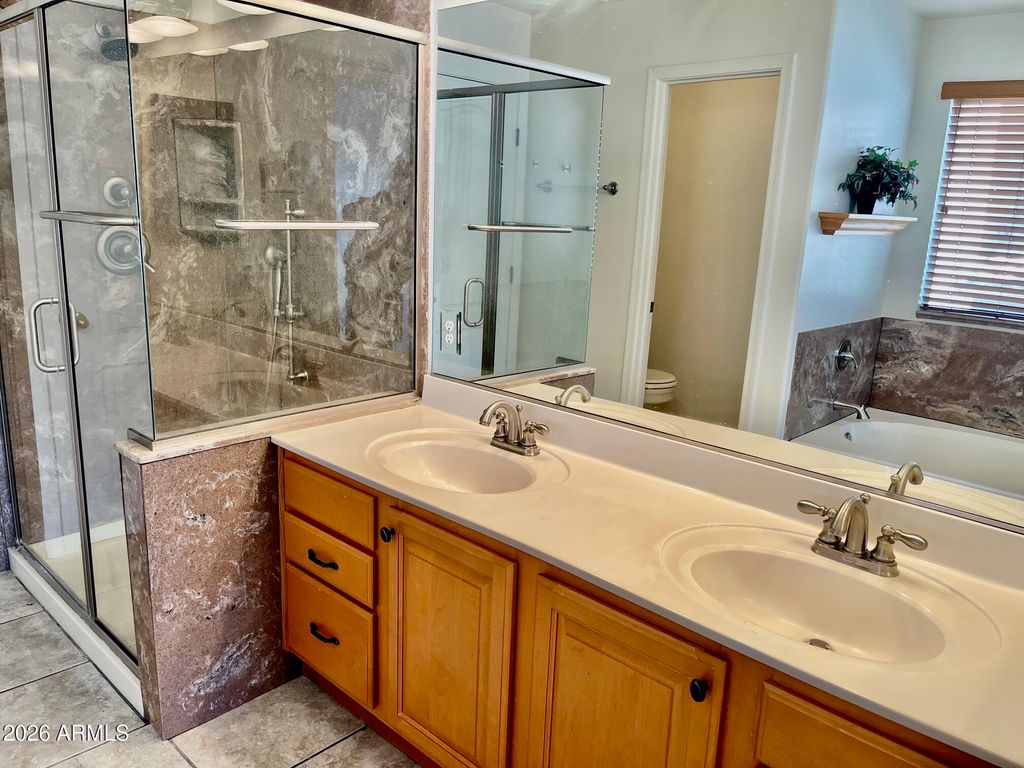 1701 E YUKON Drive, Phoenix, AZ 85024 — photo 5