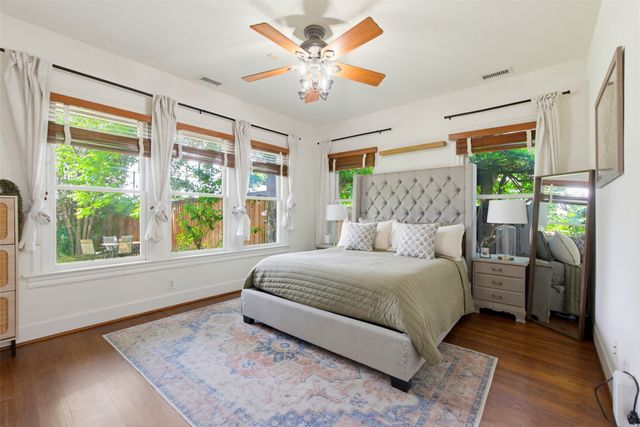 5710 Kenwood Avenue, Dallas, TX 75206