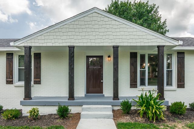 196 Roberta Dr, Hendersonville, TN 37075