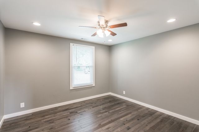 196 Roberta Dr, Hendersonville, TN 37075