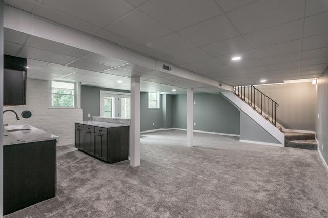 196 Roberta Dr, Hendersonville, TN 37075