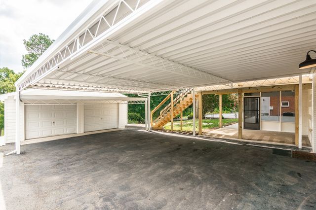 196 Roberta Dr, Hendersonville, TN 37075