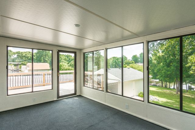 196 Roberta Dr, Hendersonville, TN 37075