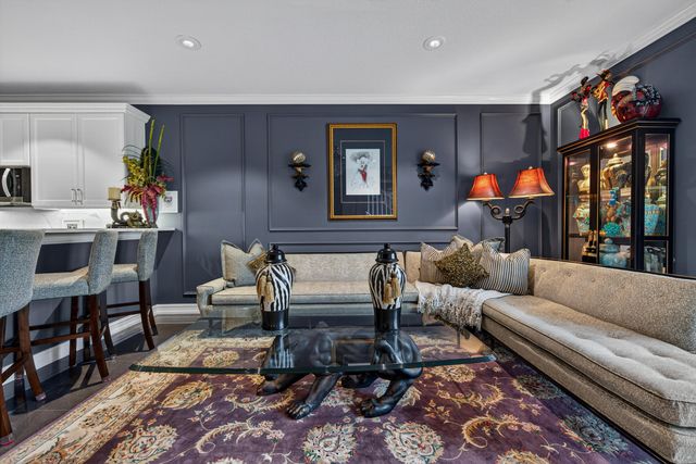 2227 NE 9th Avenue, Wilton Manors, FL 33305