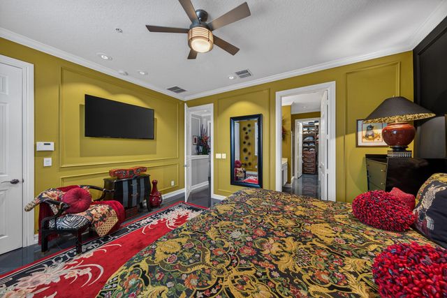 2227 NE 9th Avenue, Wilton Manors, FL 33305