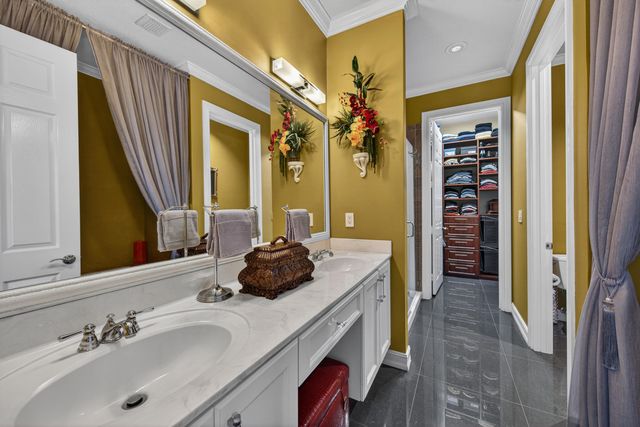 2227 NE 9th Avenue, Wilton Manors, FL 33305