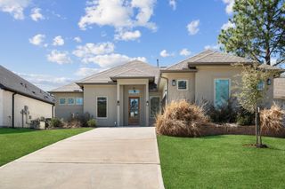 70 Wyndemere Drive, Montgomery, TX 77356