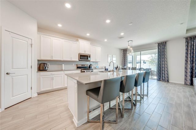 5301 AMERSHAM LANE, St Cloud, FL 34771