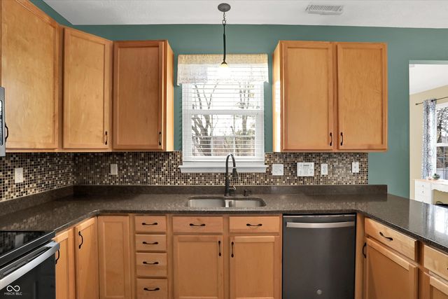 1298 Osprey Way, Greenwood, IN 46143