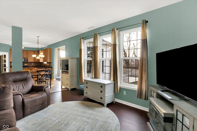 1298 Osprey Way, Greenwood, IN 46143