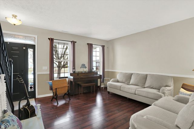 1298 Osprey Way, Greenwood, IN 46143