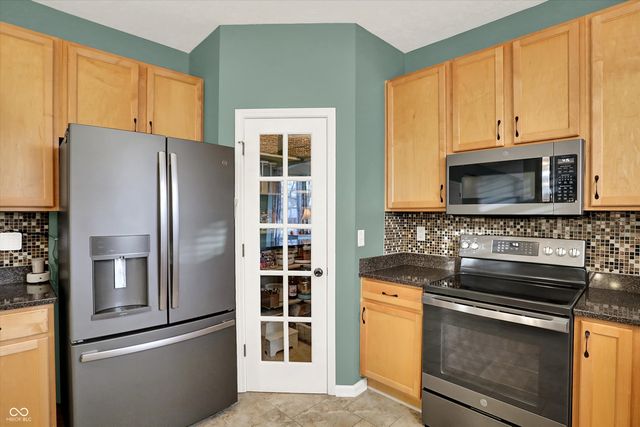 1298 Osprey Way, Greenwood, IN 46143